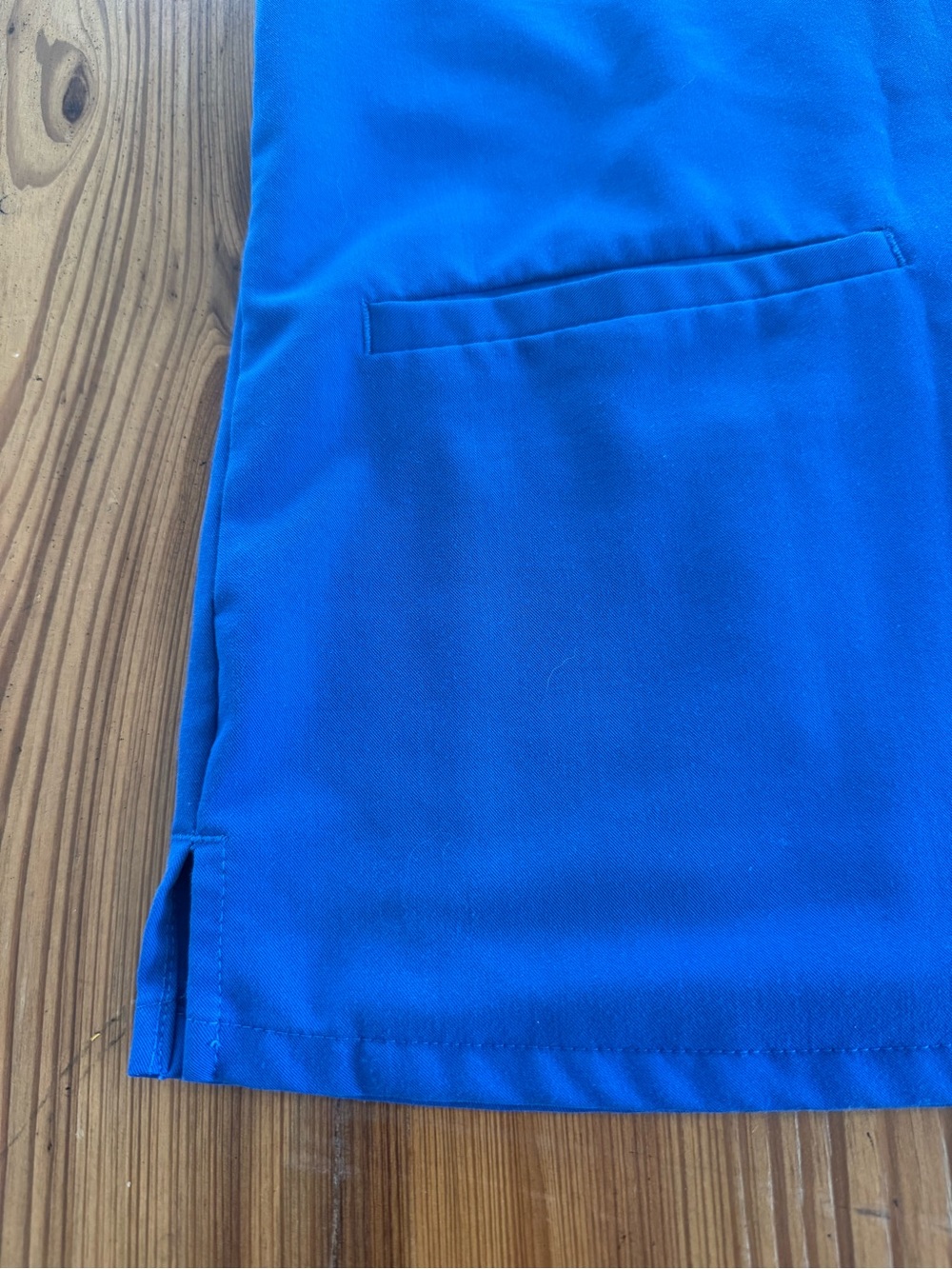 FIGS Casma Three-Pocket Scrub Top Royal Blue Women’s Small FW1100 - Picture 5 of 8